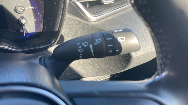 Toyota Corolla 1.8 VVT-i Hybrid Icon Tech 5dr CVT Hybrid Hatchback